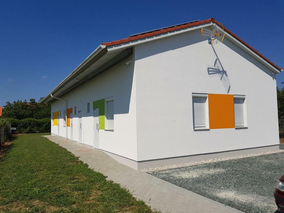 Ferienwohnung Szatmarhaz Szombathely Exterior foto